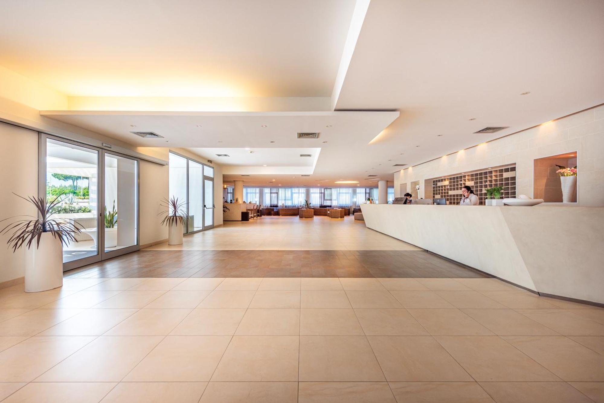 Voi Daniela Essentia Otel Conca Specchiulla Dış mekan fotoğraf